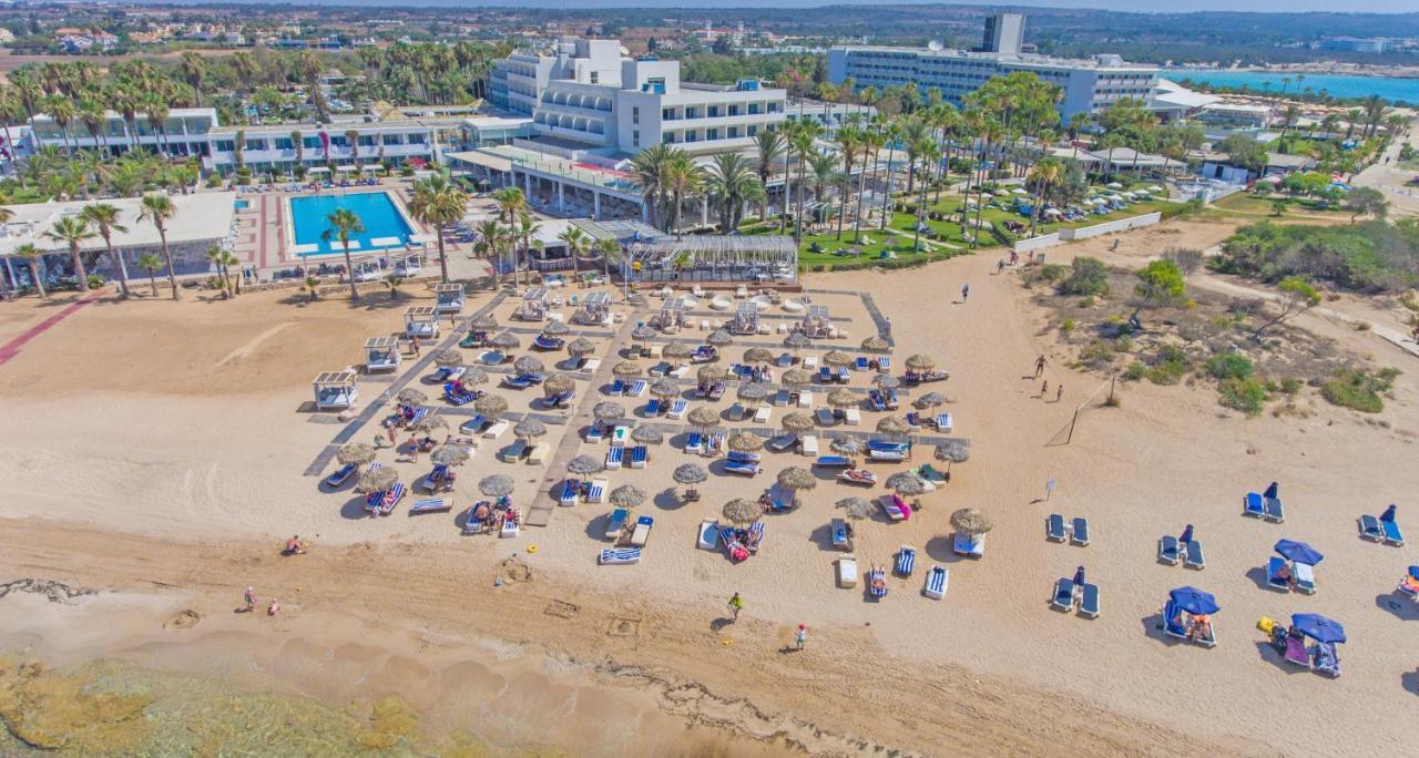 Dome Marina & מלון איה נאפה