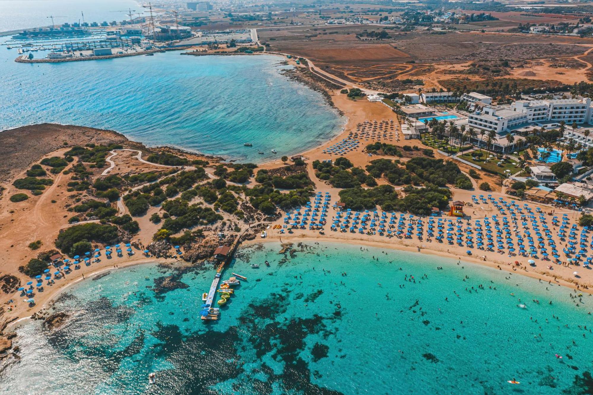 Dome Marina & מלון 4*